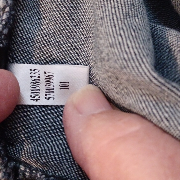 White House Black Market Flare leg contour 4R. Dark wash.  EUC! - Picture 8 of 8